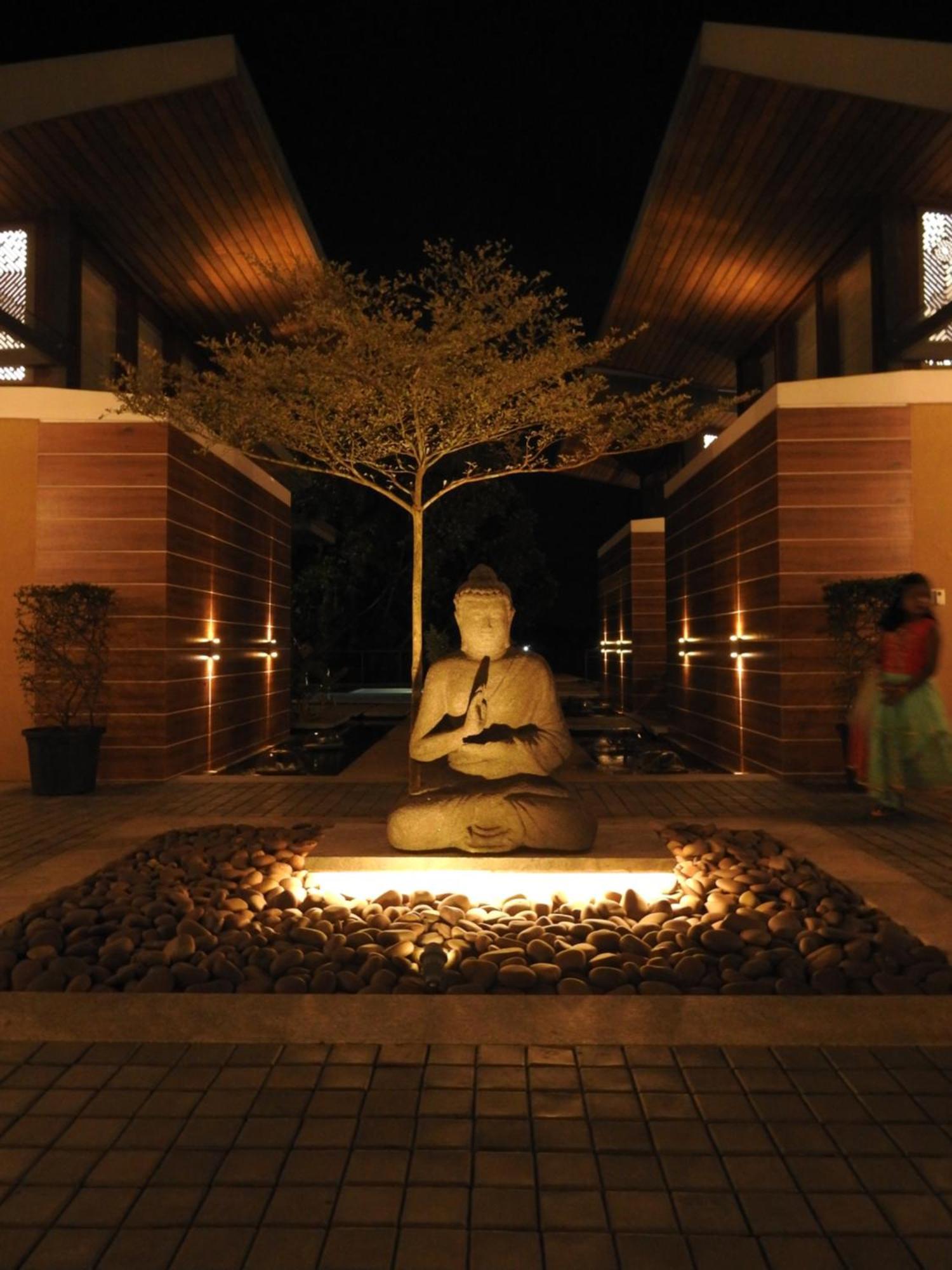 Lago Leisure Resort & Spa Cherai Beach Exterior photo
