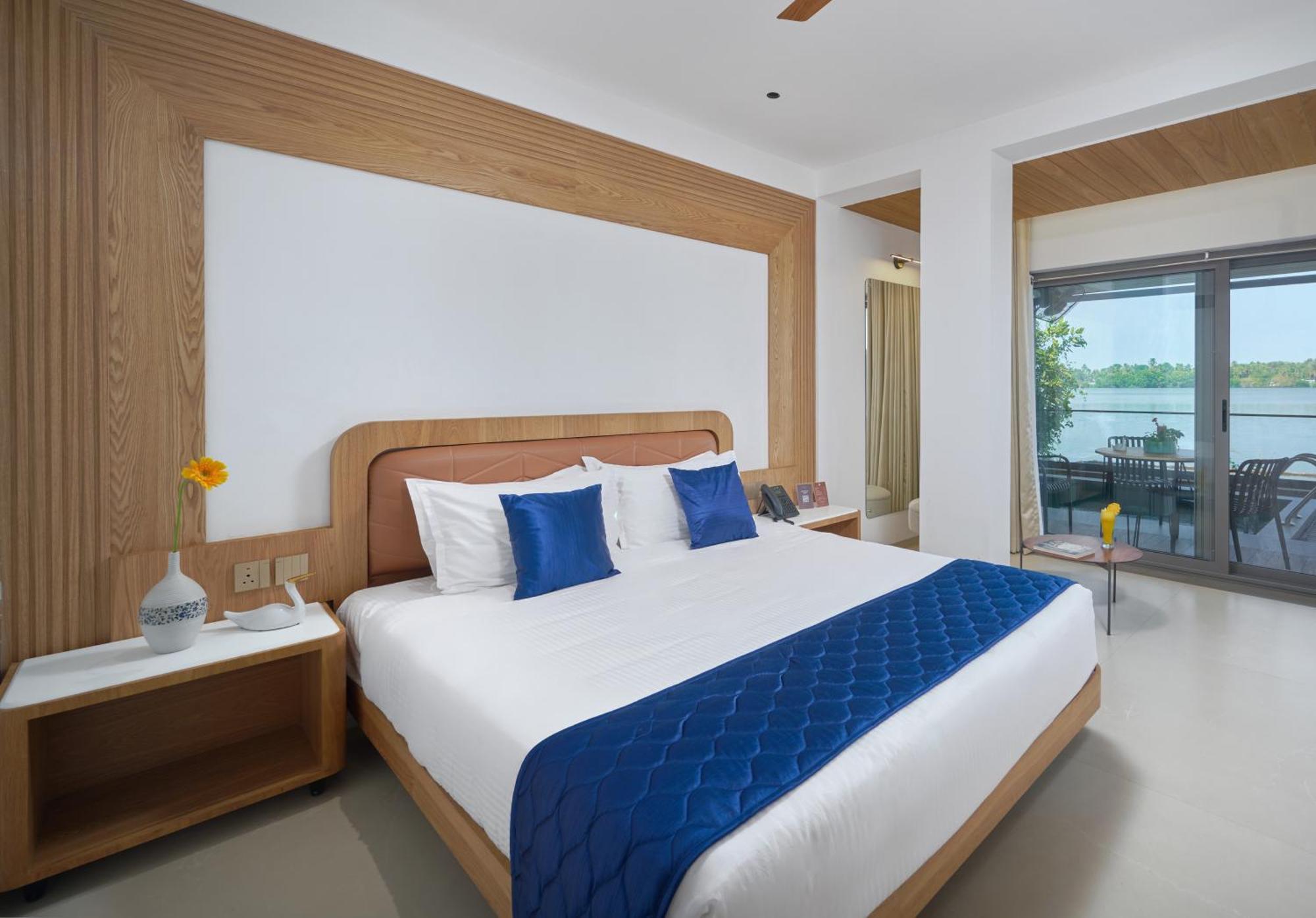 Lago Leisure Resort & Spa Cherai Beach Exterior photo